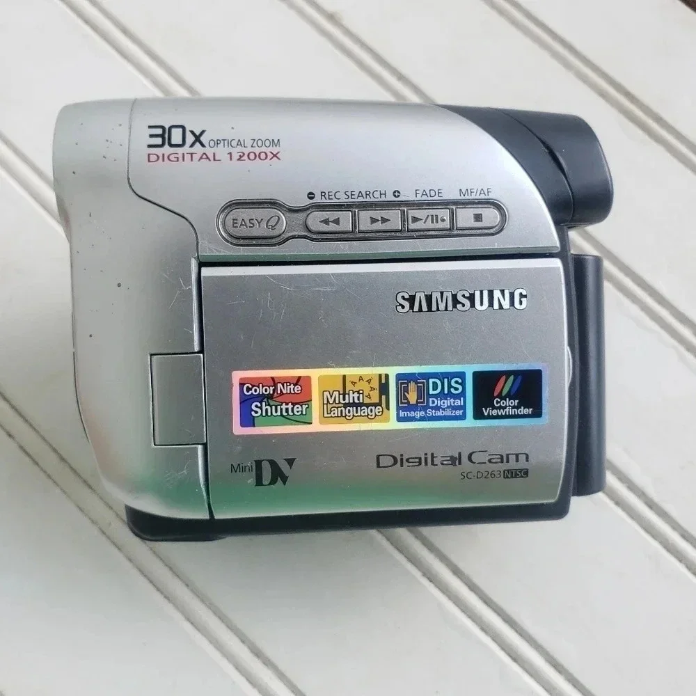Samsung SC-D263 Hand Held Digital Cam Untested